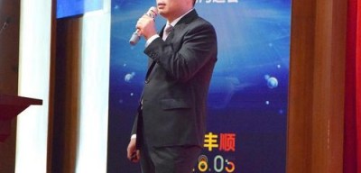 别再瞎琢磨了！从最近这几场AI广告代理大会，我扒来了真东西